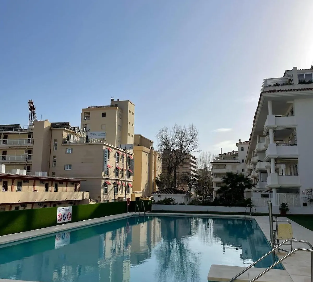 Acogedor Apartamento Los Nidos, Carihuela Τορρεμολίνος 0*,