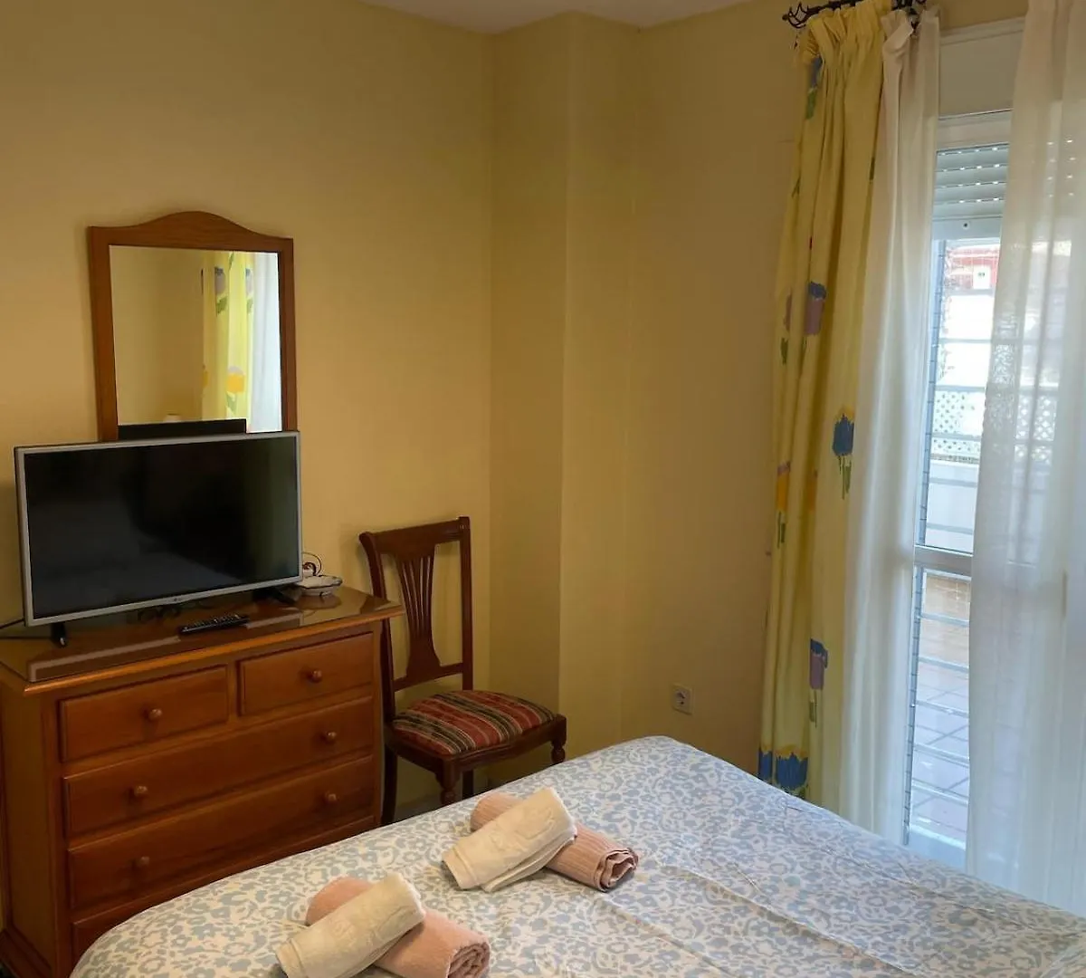 Acogedor Apartamento Los Nidos, Carihuela Τορρεμολίνος 0*,